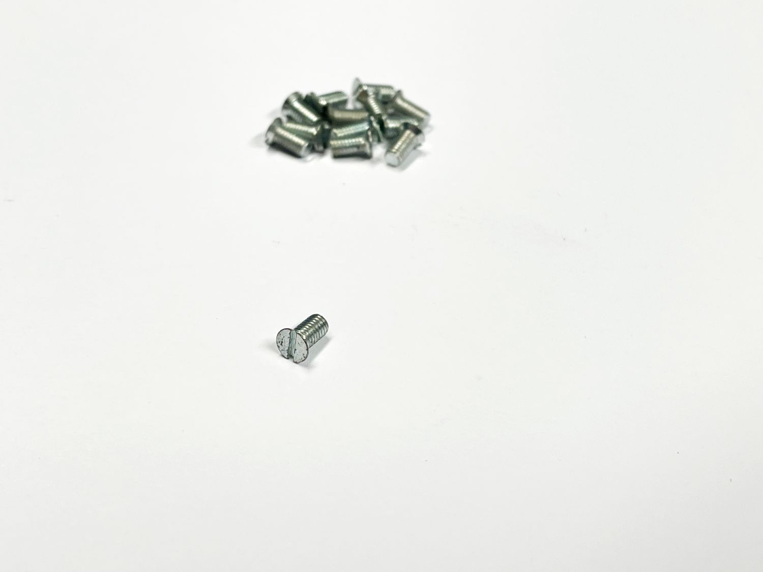 MELCO Screw Flt. Small HD M3x4 MELCO Screw Flt. Small HD M3x4