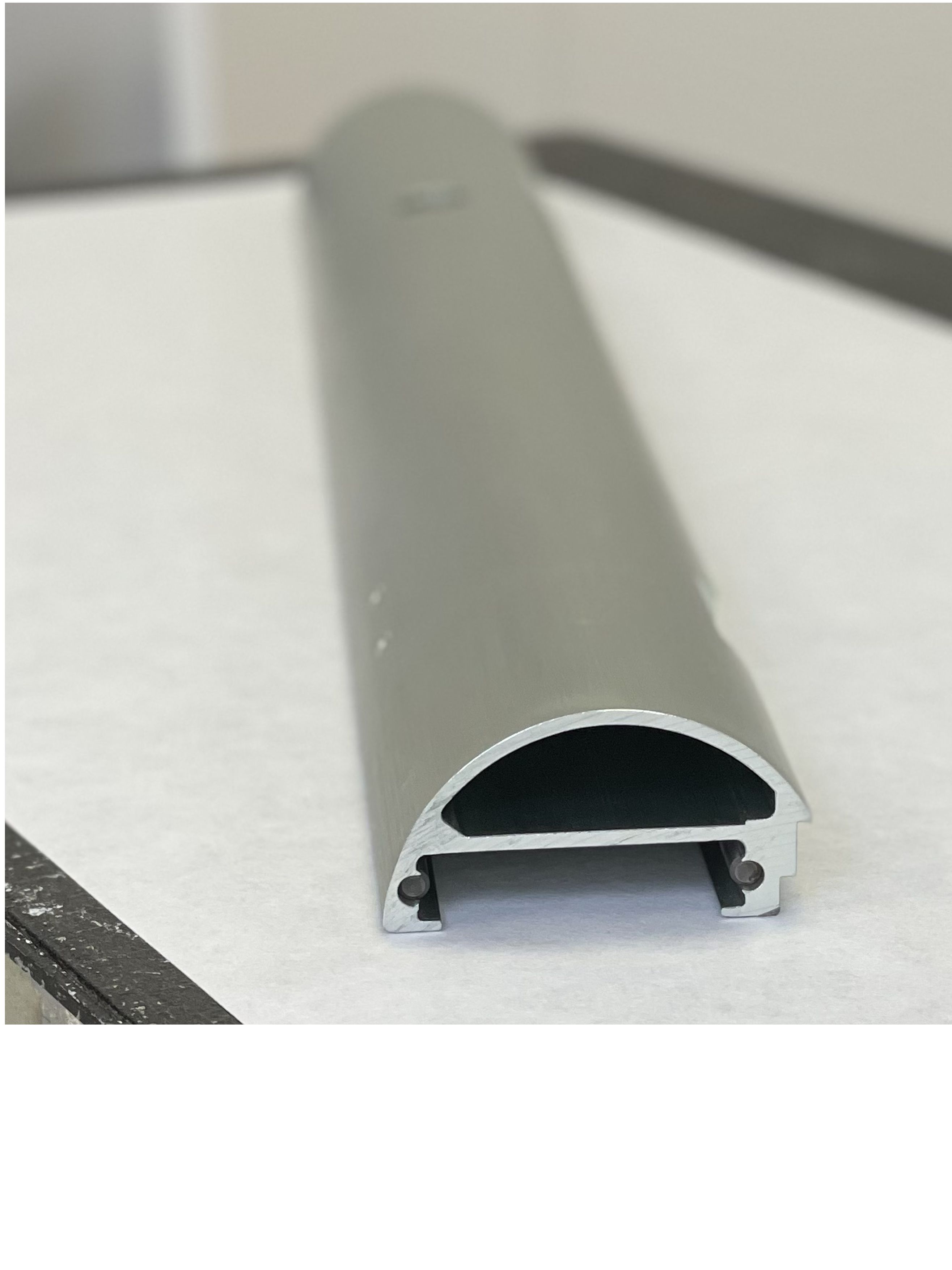 X-BEAM W/RAILS ASSEMBLY 